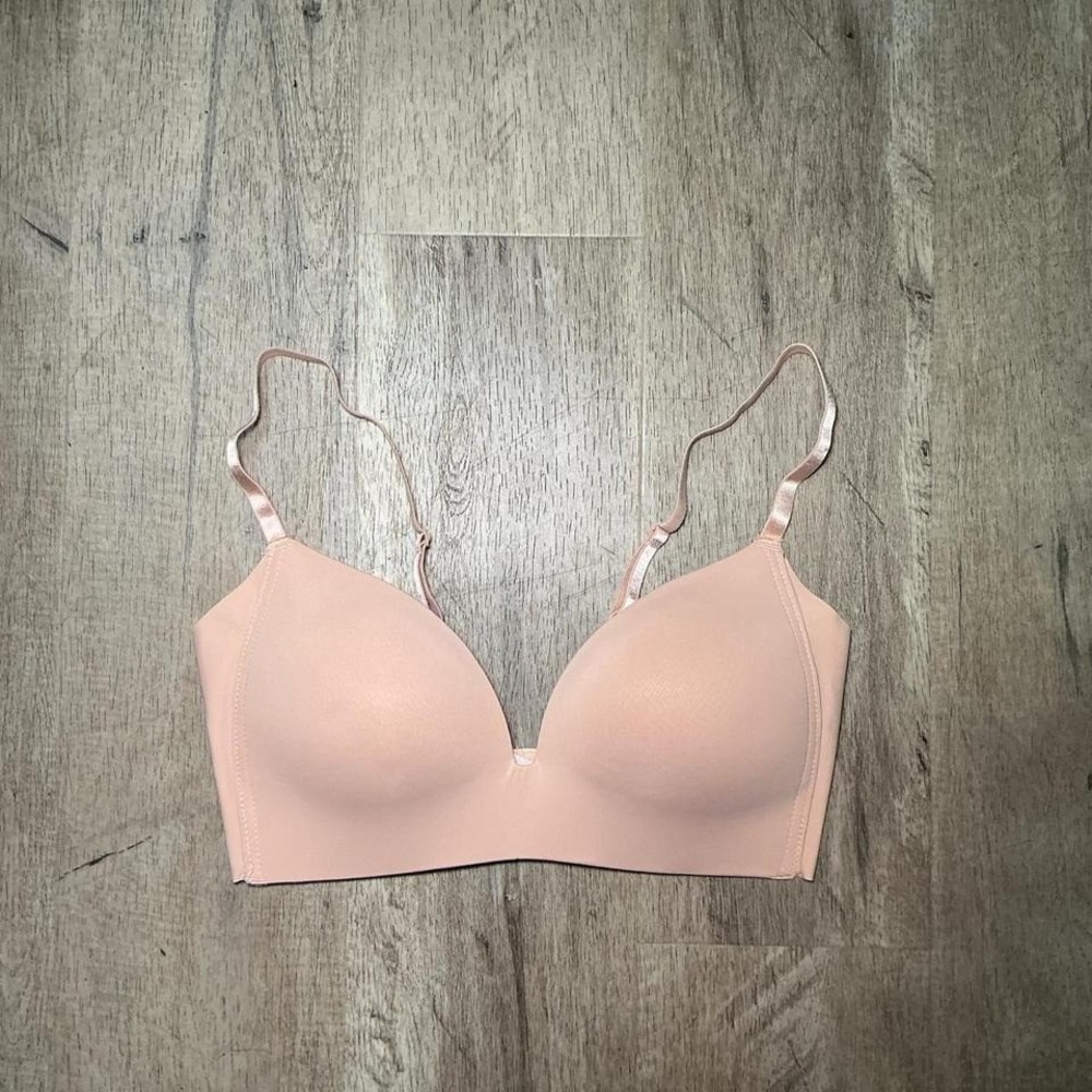 Sophie B Underwire Bra Smooth T-Shirt Size 34C Light Pink Blush Everyday